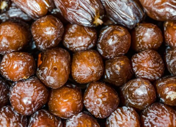 buy dates in bulk